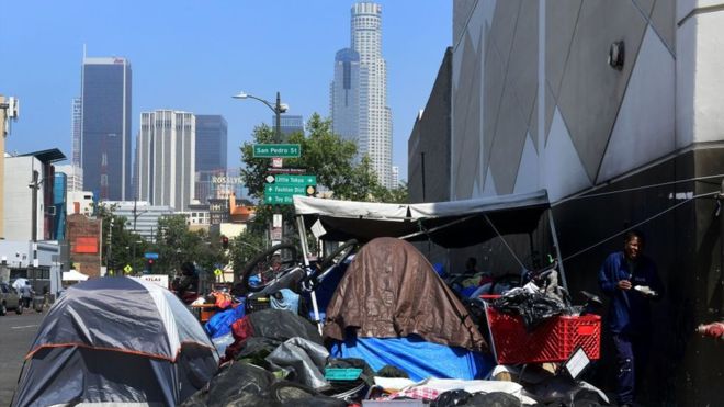 Complaints about vagrants in one small area in LA